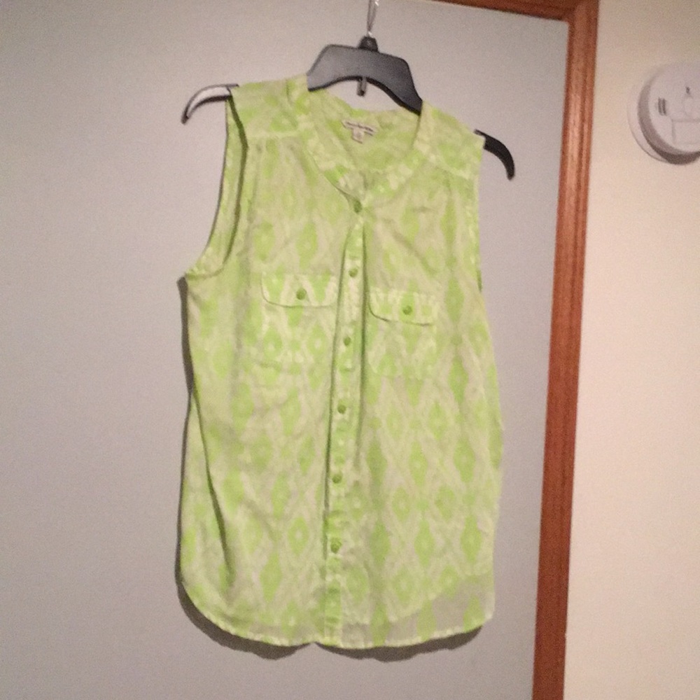 American Eagle green and white button tank